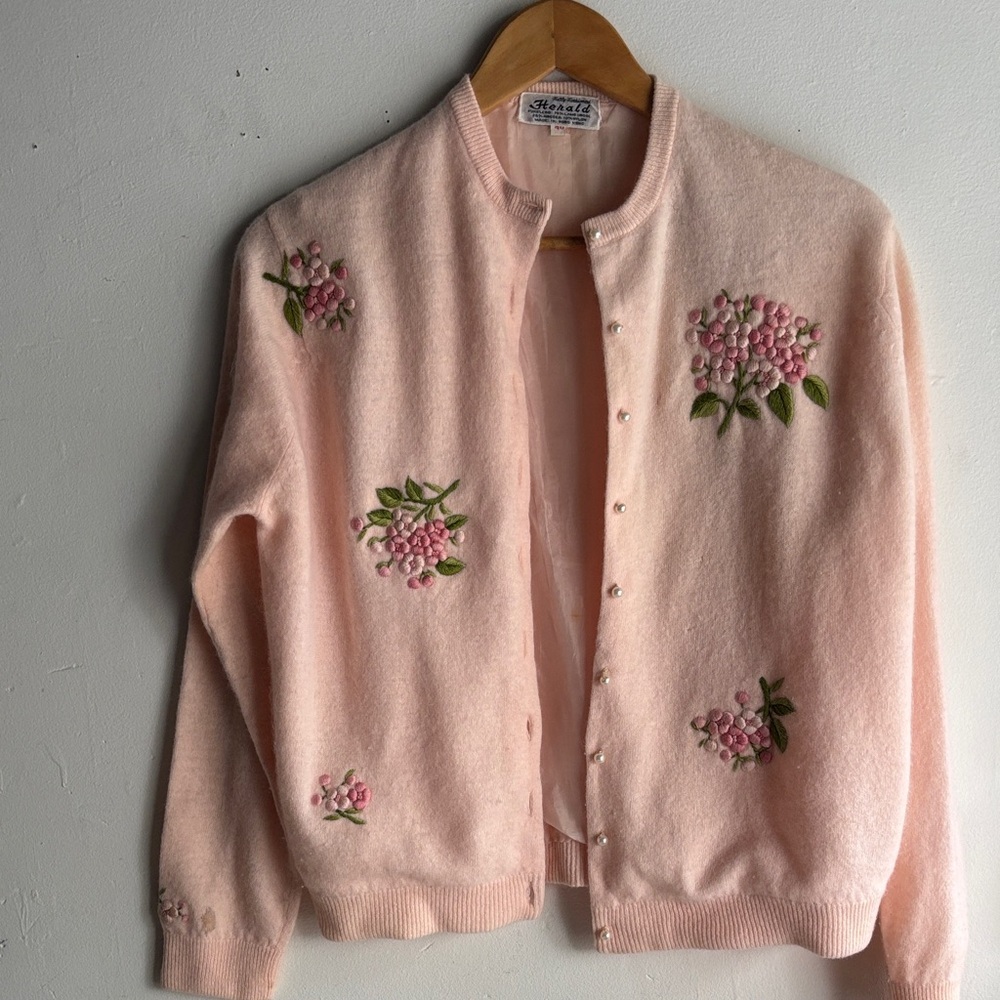 Vintage Lambs Wool Pink Floral Embroidered Cardigan